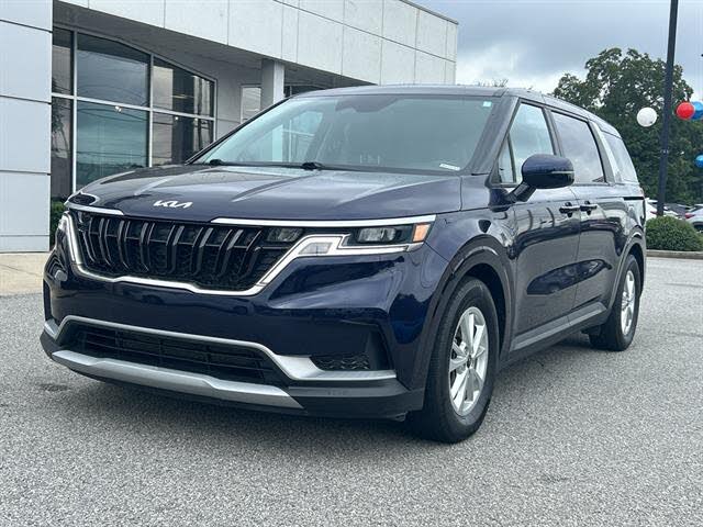 2024 Kia Carnival LX FWD