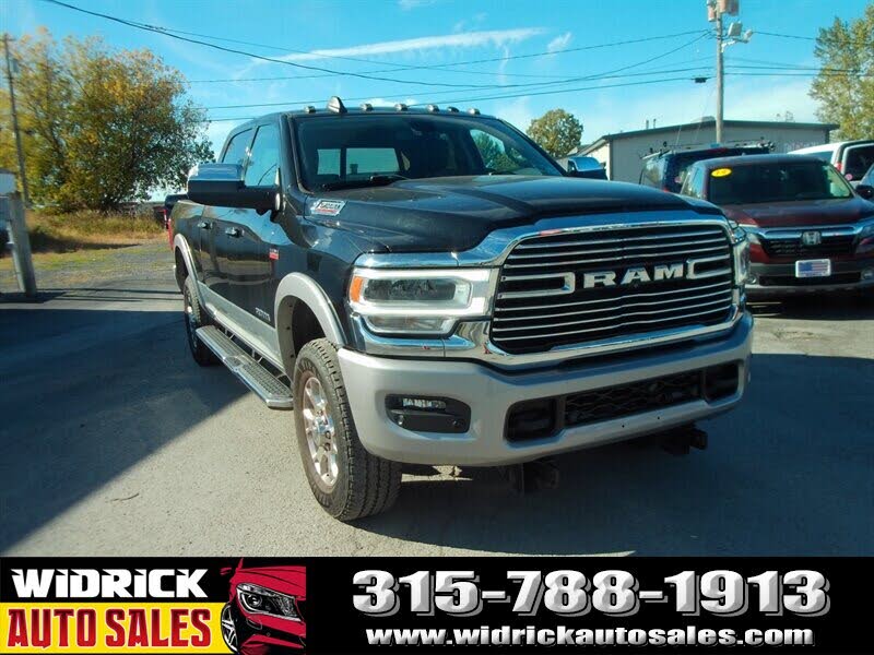 2020 RAM 3500 Laramie Crew Cab 4WD