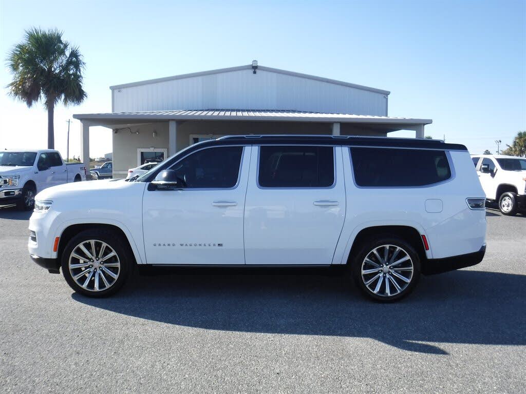 2023 Jeep Grand Wagoneer L Series II 4WD