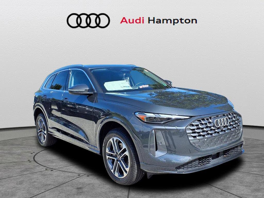 2025 Audi Q5 quattro Premium 40 TFSI