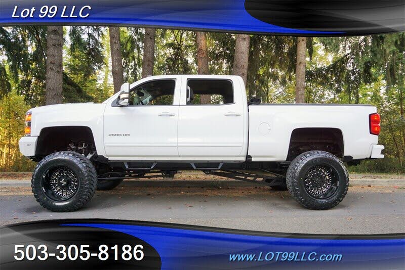 2017 Chevrolet Silverado 2500HD LT Crew Cab 4WD