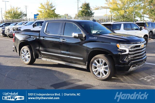 2025 Chevrolet Silverado 1500 High Country Crew Cab 4WD