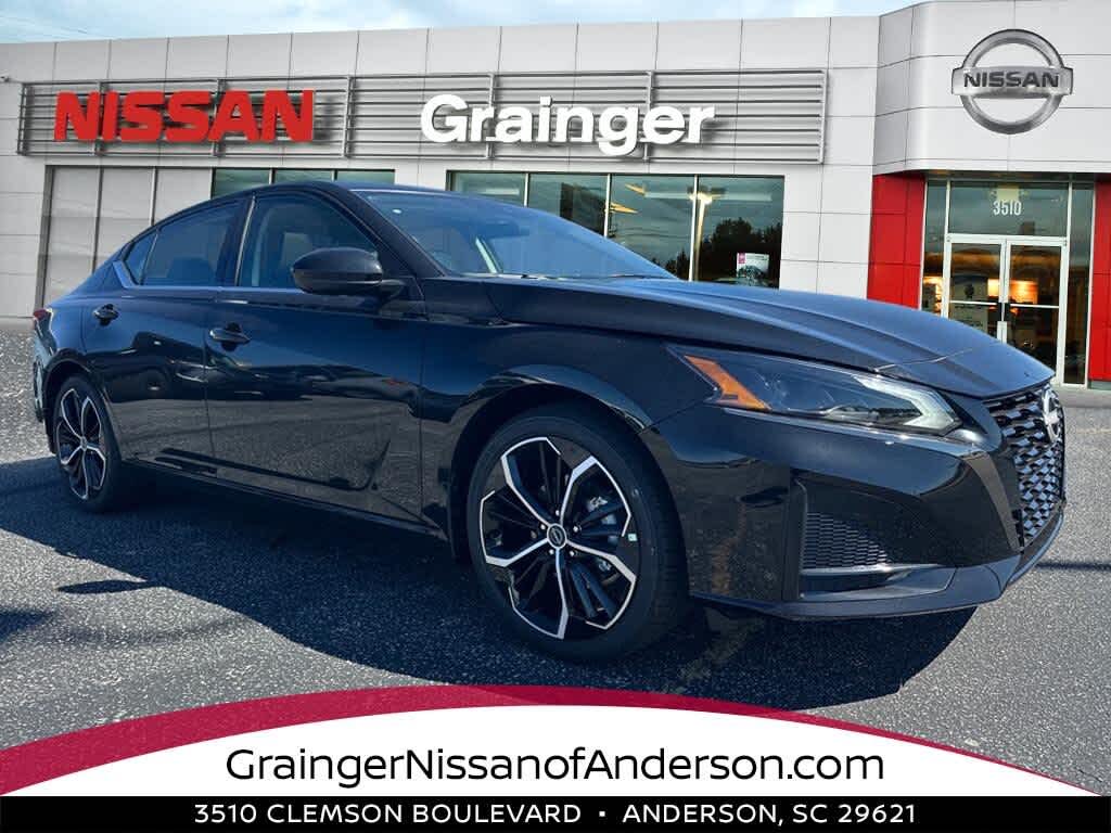 2025 Nissan Altima 2.5 SR FWD