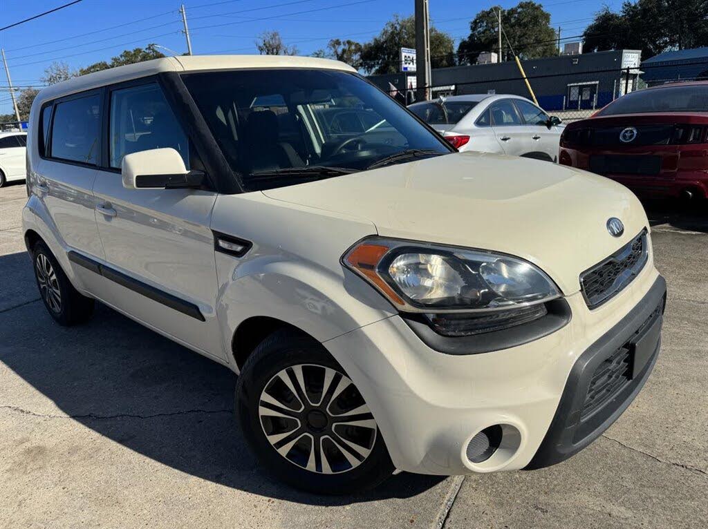 2013 Kia Soul +