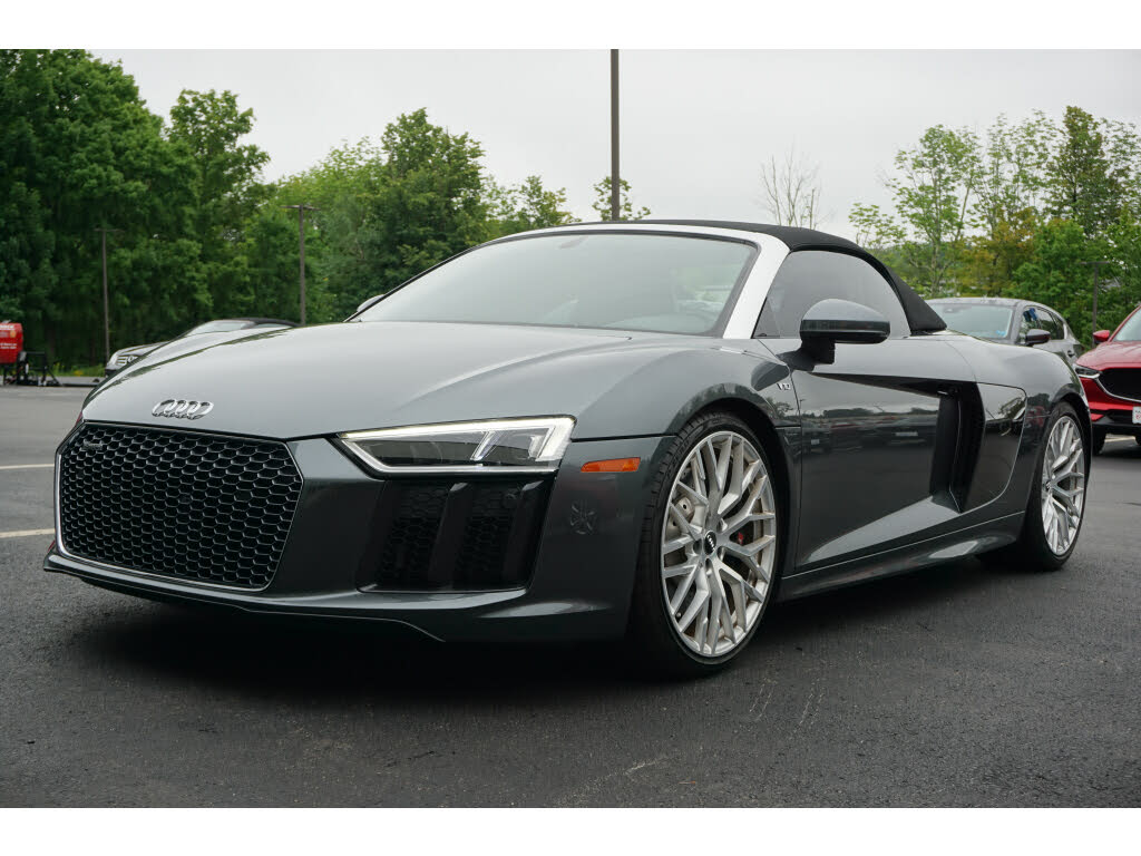 2017 Audi R8 quattro V10 Coupe AWD