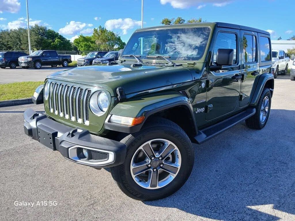 2021 Jeep Wrangler Unlimited Sahara Altitude 4WD