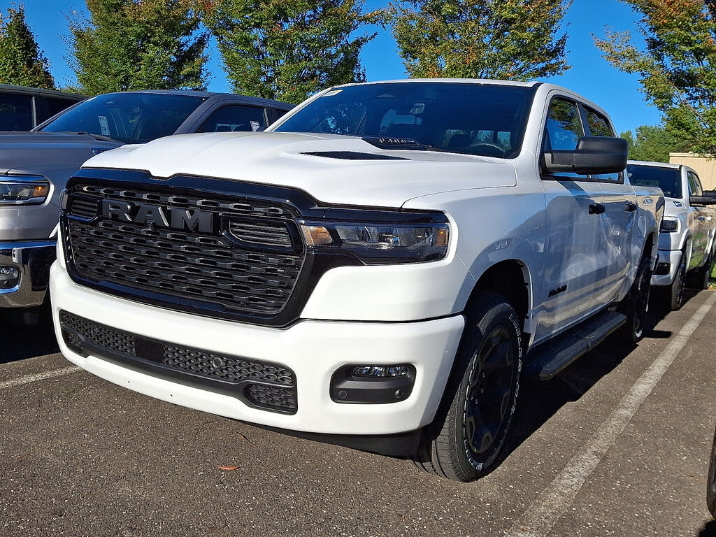 2025 RAM 1500 Tradesman Crew Cab 4WD