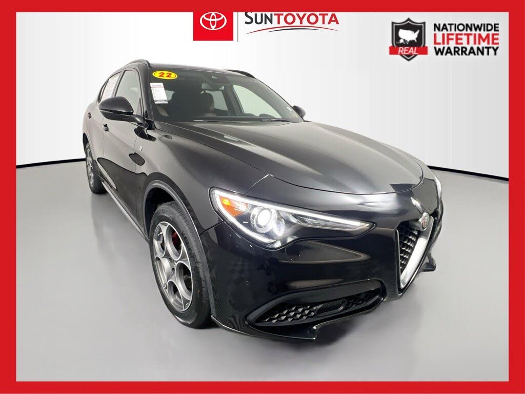 2022 Alfa Romeo Stelvio Ti AWD