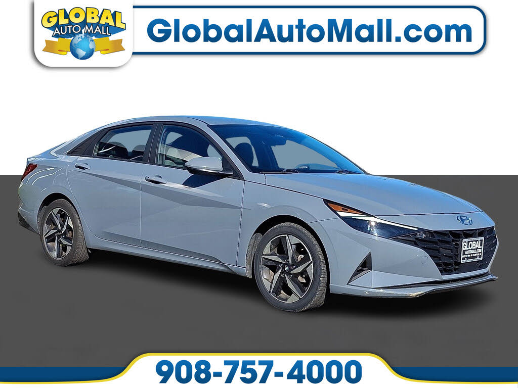 2023 Hyundai Elantra SEL FWD