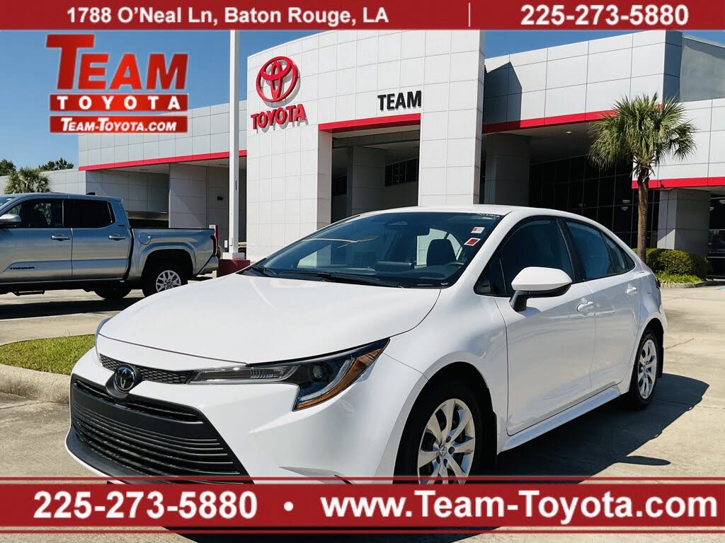 2025 Toyota Corolla LE FWD