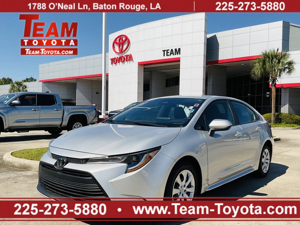 2025 Toyota Corolla LE FWD