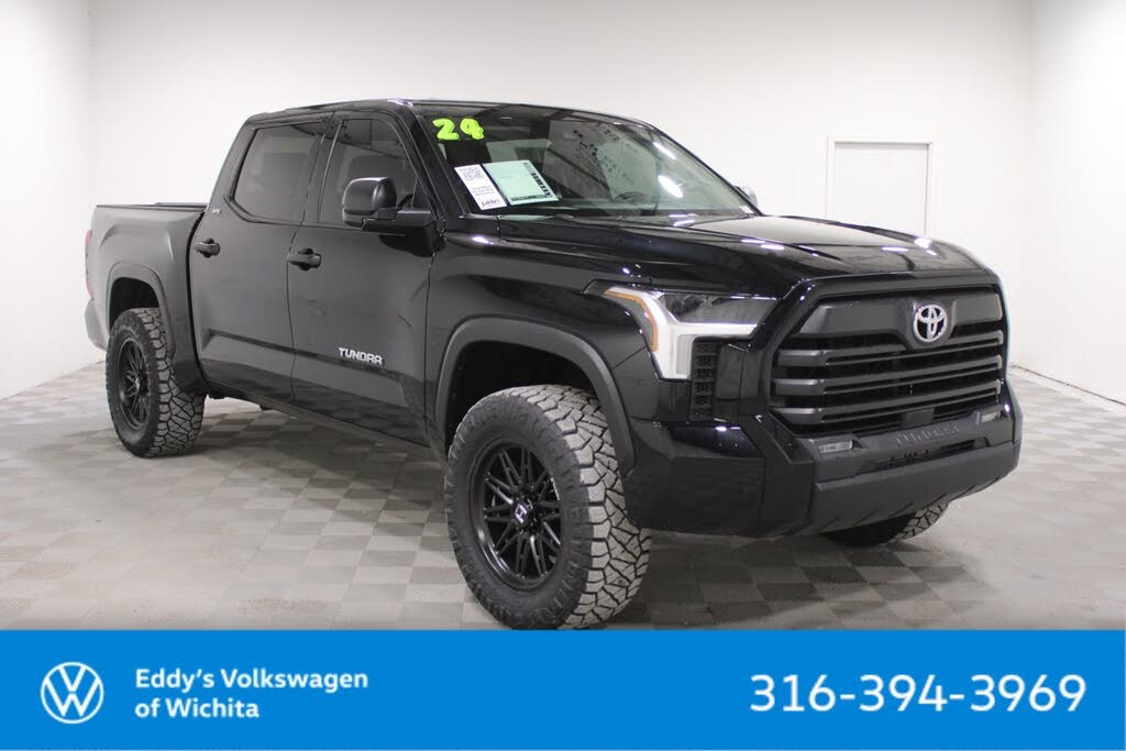 2024 Toyota Tundra SR5 CrewMax Cab 4WD