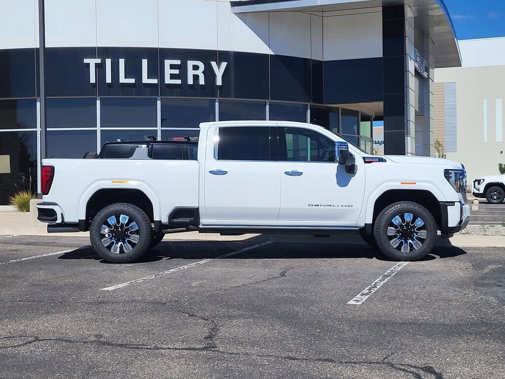 2026 GMC Sierra 2500HD Denali Crew Cab 4WD