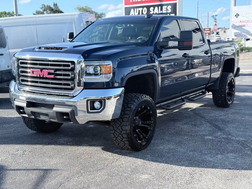 2017 GMC Sierra 2500HD SLE Crew Cab SB 4WD