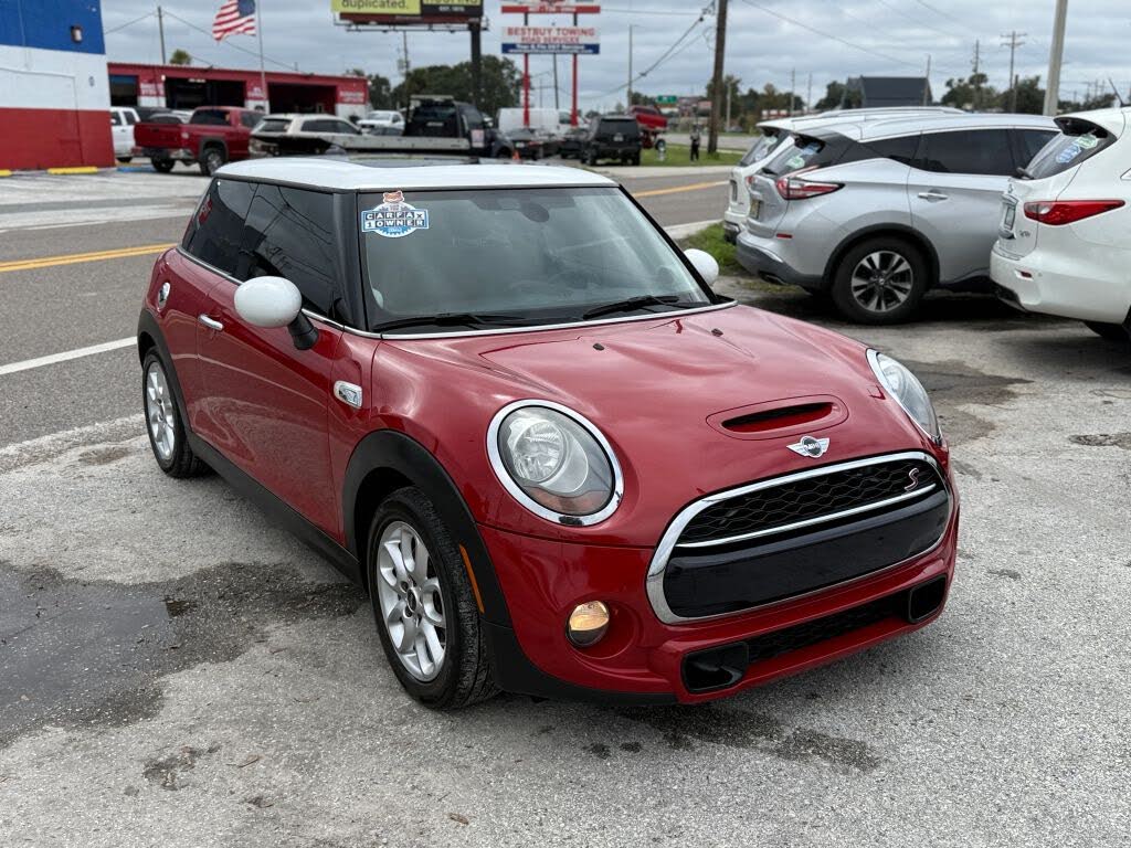 2017 MINI Cooper S 2-Door Hatchback FWD