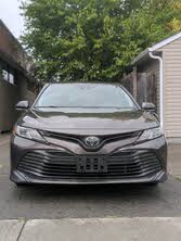 Toyota Camry XLE FWD