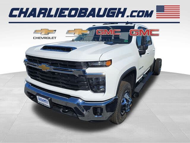 2026 Chevrolet Silverado 3500HD Chassis LT Crew Cab RWD