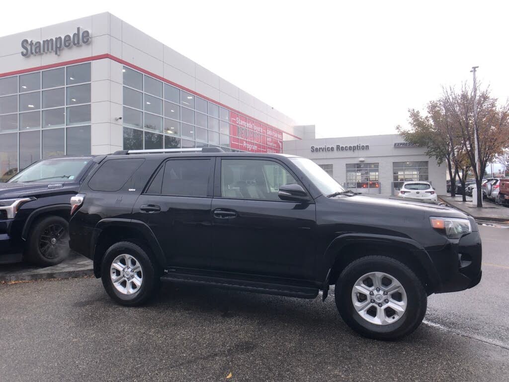Toyota 4Runner SR5 Premium 4WD 2024