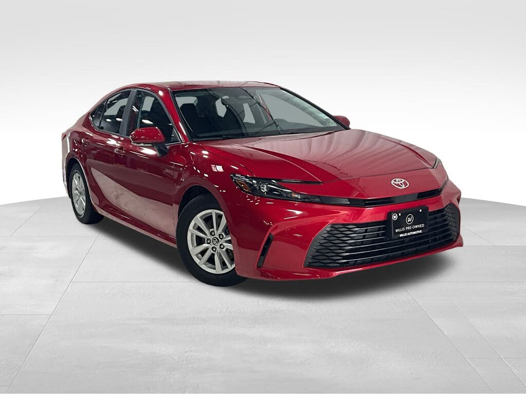 2025 Toyota Camry LE FWD