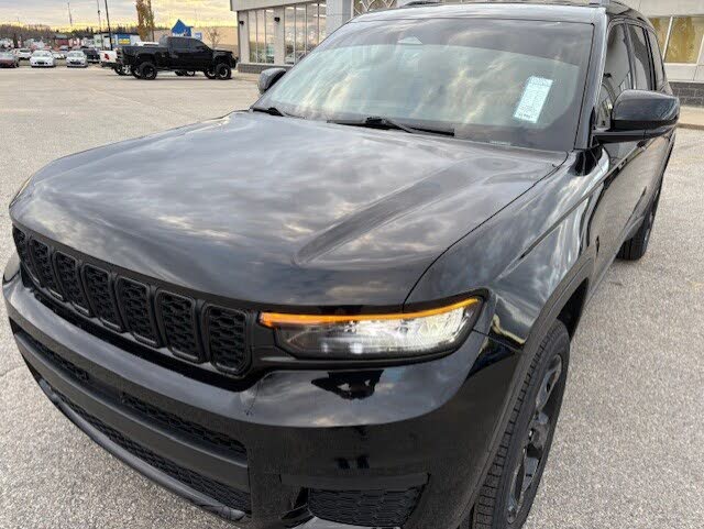 2024 Jeep Grand Cherokee L Altitude 4WD