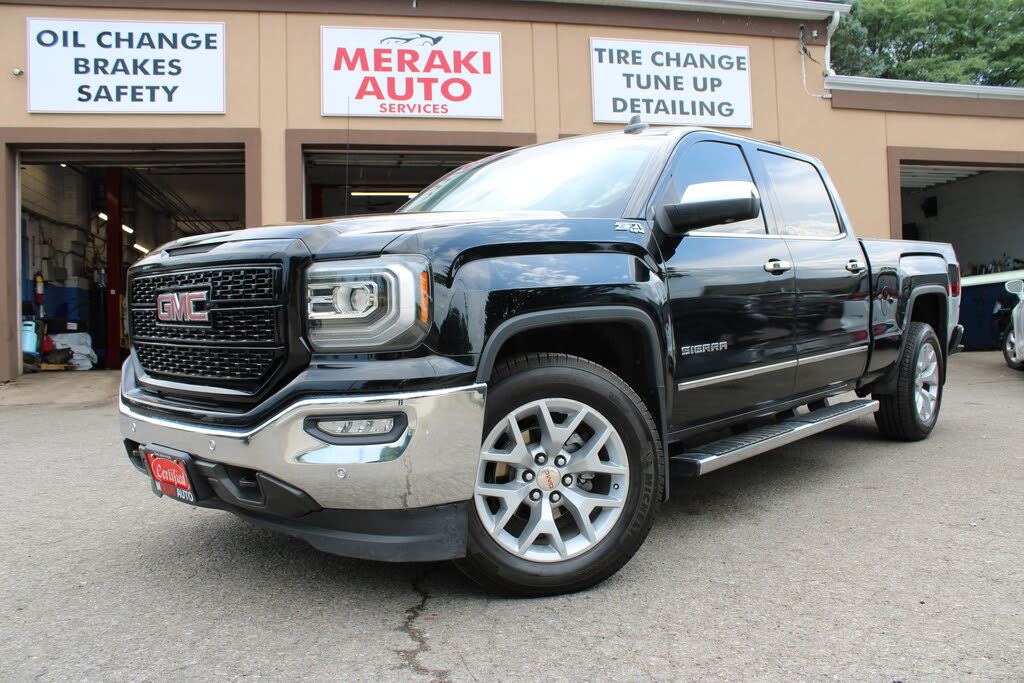 2017 GMC Sierra 1500 SLT Crew Cab 4WD