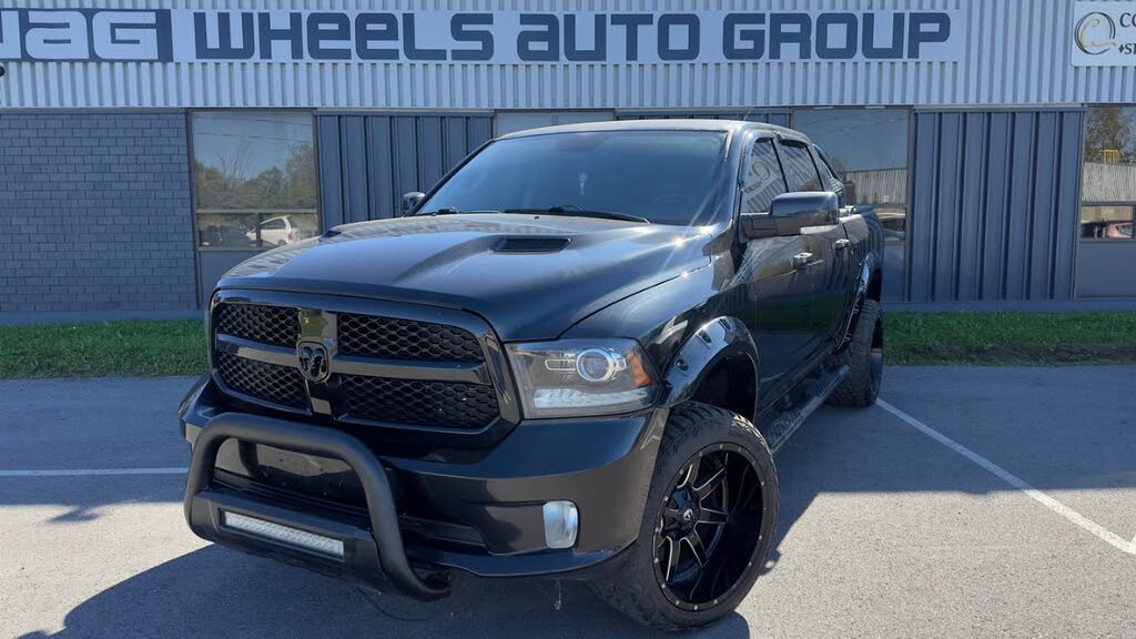 2017 RAM 1500 Night Crew Cab 4WD