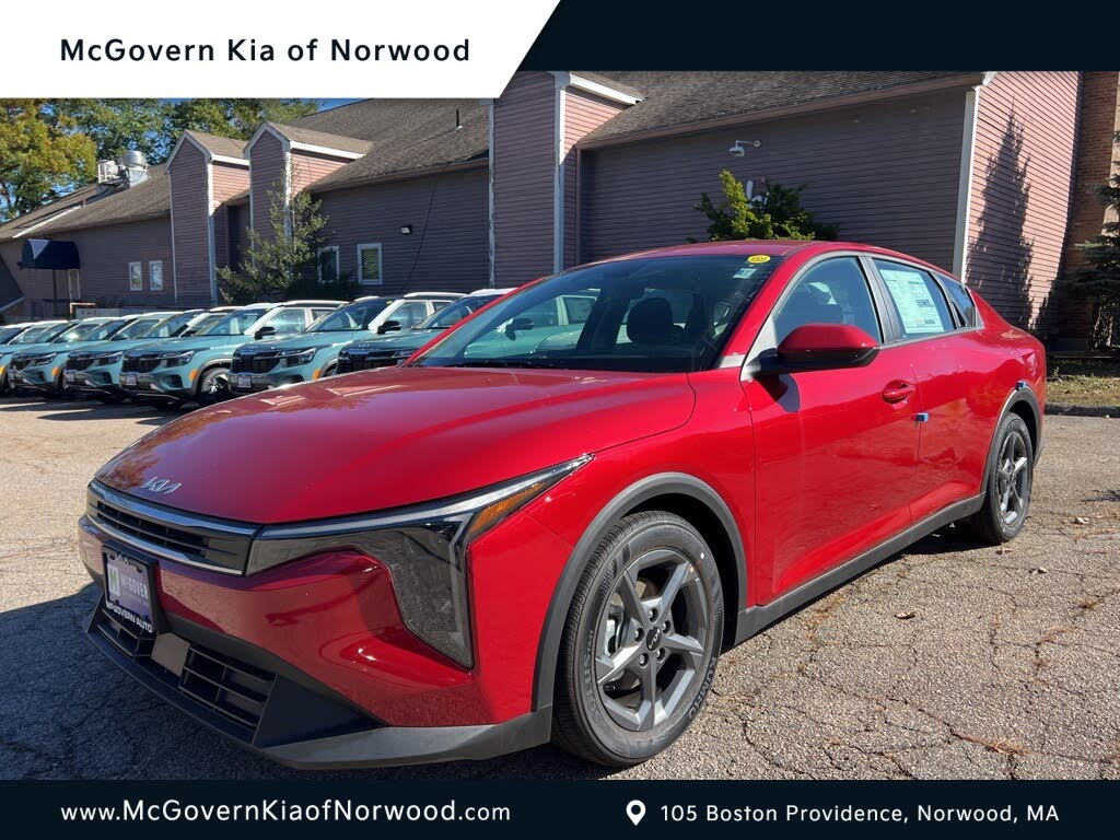 2025 Kia K4 LXS FWD
