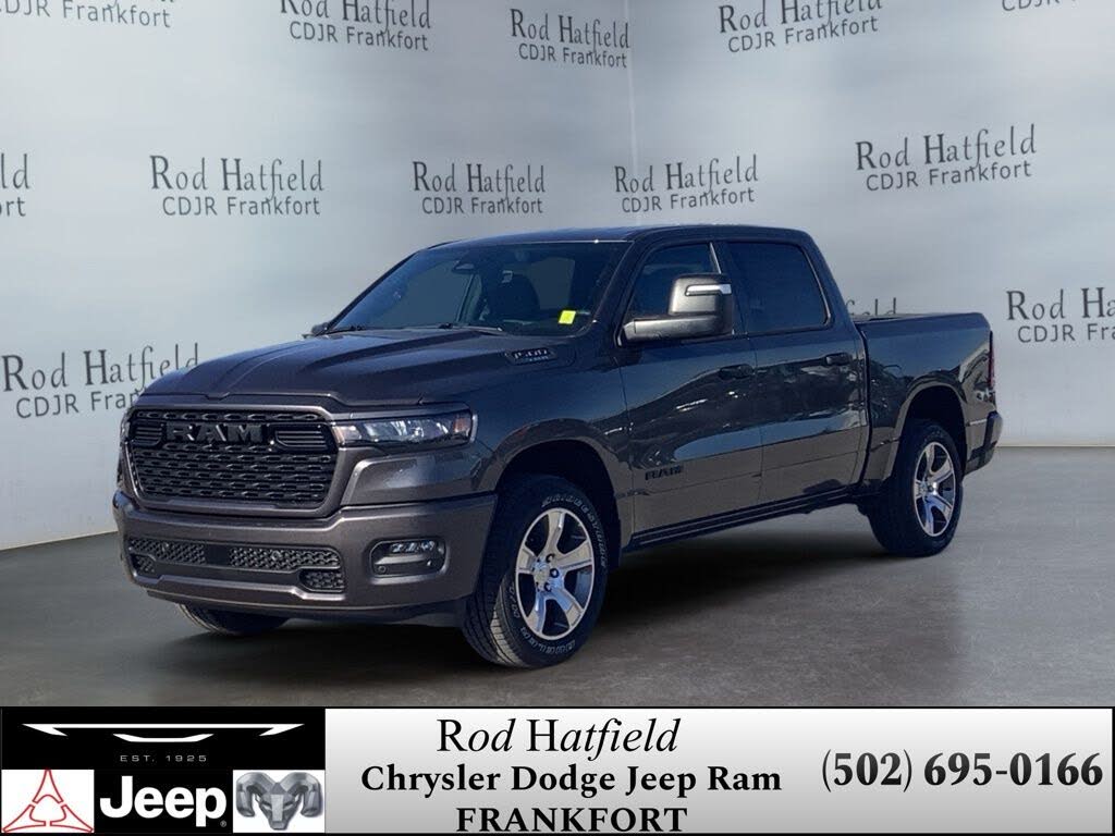 2025 RAM 1500 Express Crew Cab 4WD