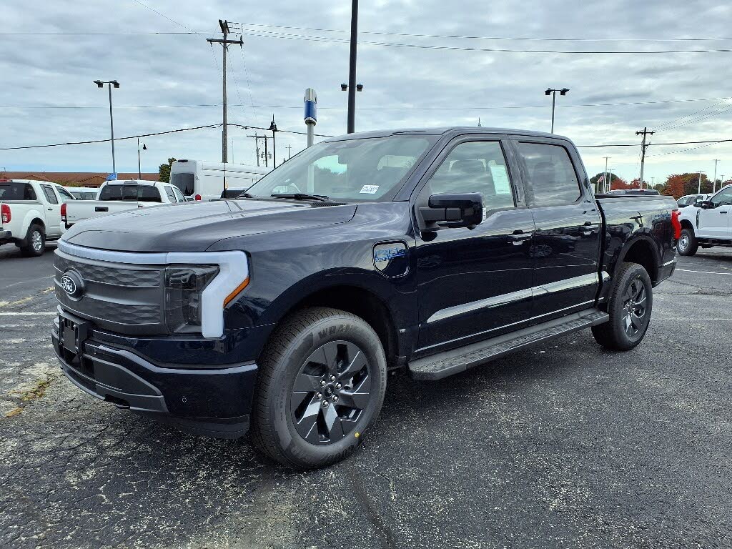 2025 Ford F-150 Lightning Lariat SuperCrew AWD
