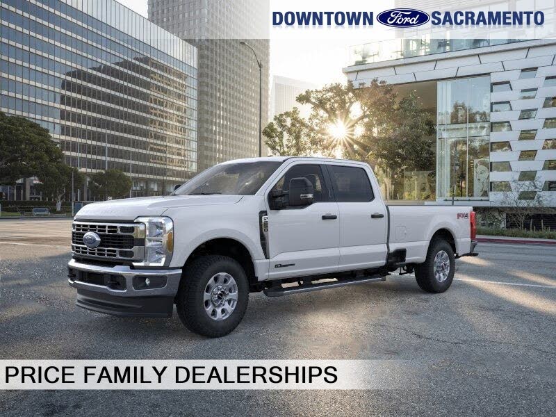 2025 Ford F-250 Super Duty XLT Crew Cab 4WD