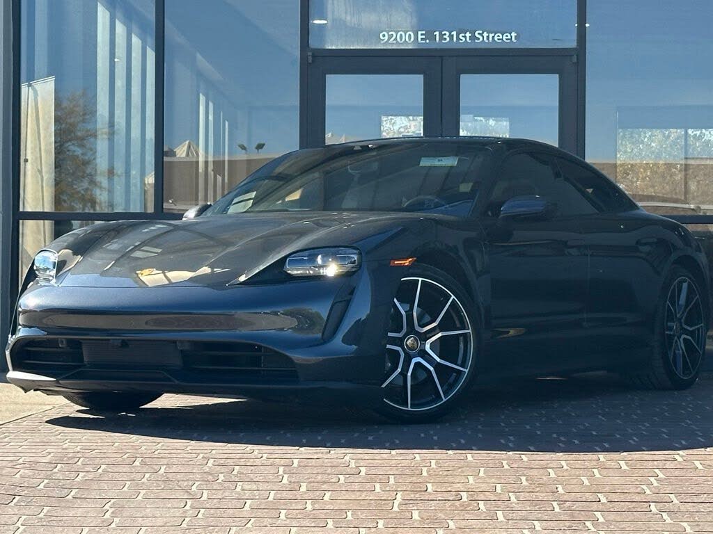 2022 Porsche Taycan Sedan RWD
