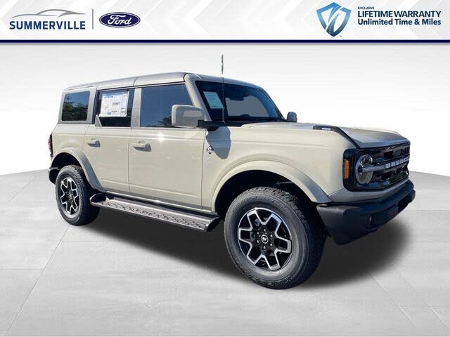 2025 Ford Bronco Outer Banks 4-Door 4WD