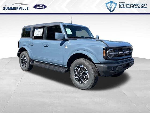 2025 Ford Bronco Outer Banks 4-Door 4WD