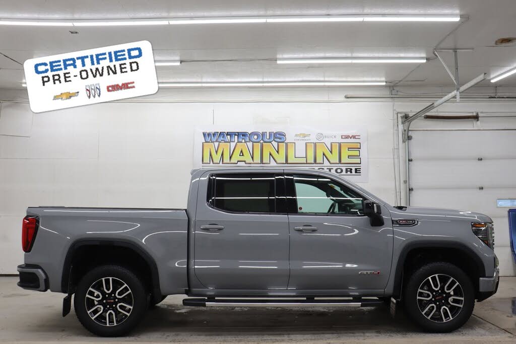 2025 GMC Sierra 1500 AT4 Crew Cab 4WD
