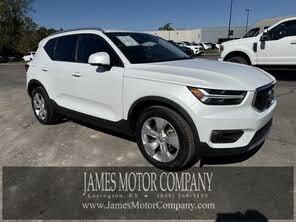 Volvo XC40 T5 Momentum AWD