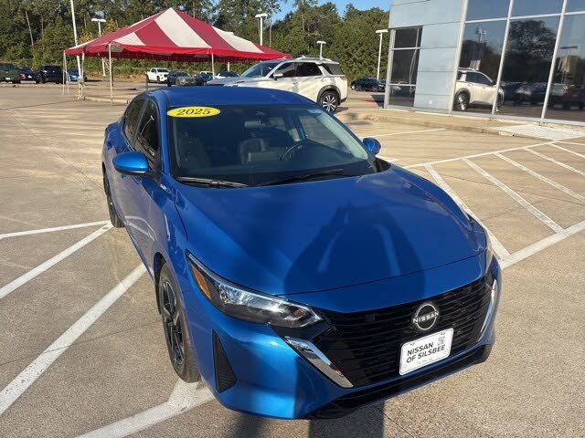 2025 Nissan Sentra SV FWD