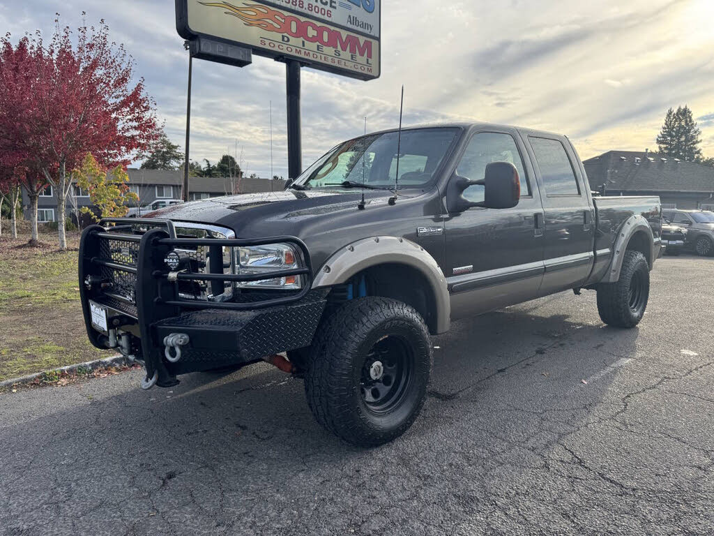 2006 Ford F-350 Super Duty Lariat Crew Cab SB 4WD
