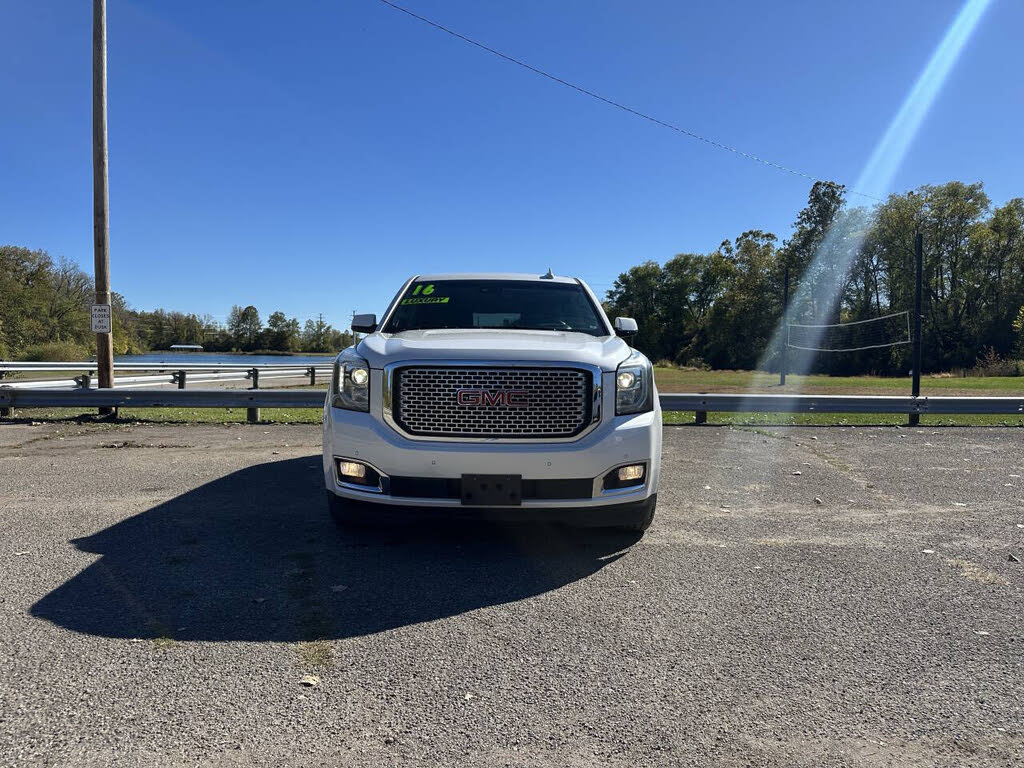 2016 GMC Yukon XL Denali 4WD