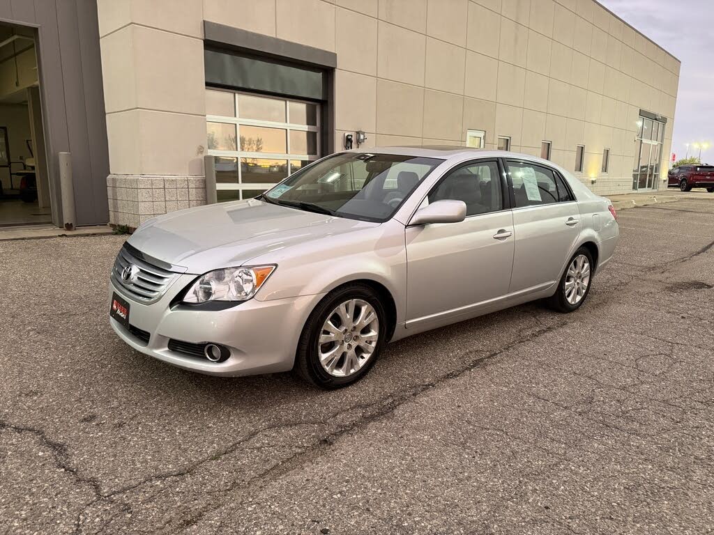 2010 Toyota Avalon XLS