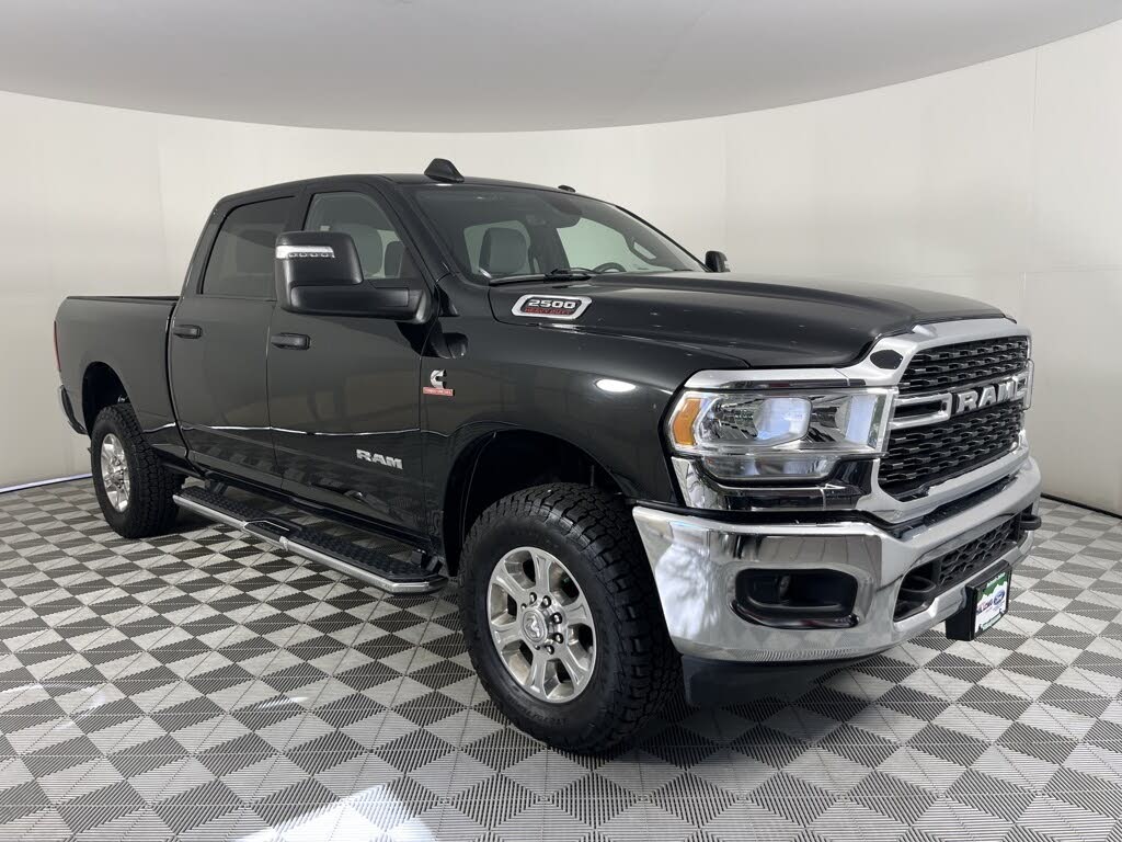 2024 RAM 2500 Big Horn Crew Cab 4WD