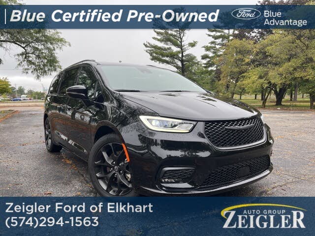 2025 Chrysler Pacifica Limited FWD