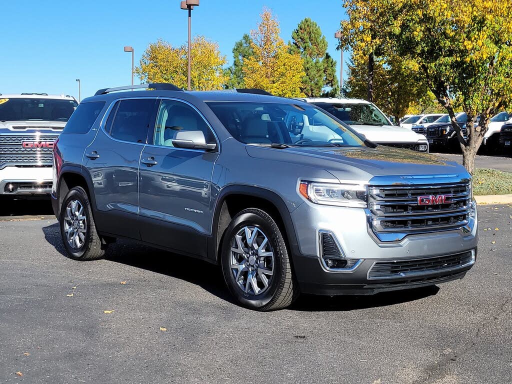 2023 GMC Acadia SLT FWD
