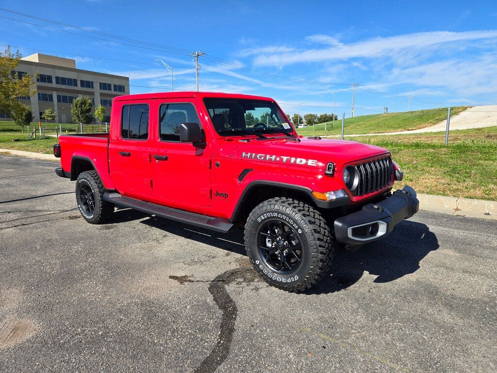 2025 Jeep Gladiator High Tide Crew Cab 4WD