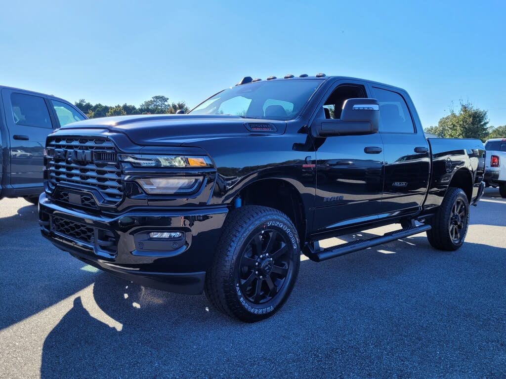 2026 RAM 2500 Big Horn Crew Cab 4WD