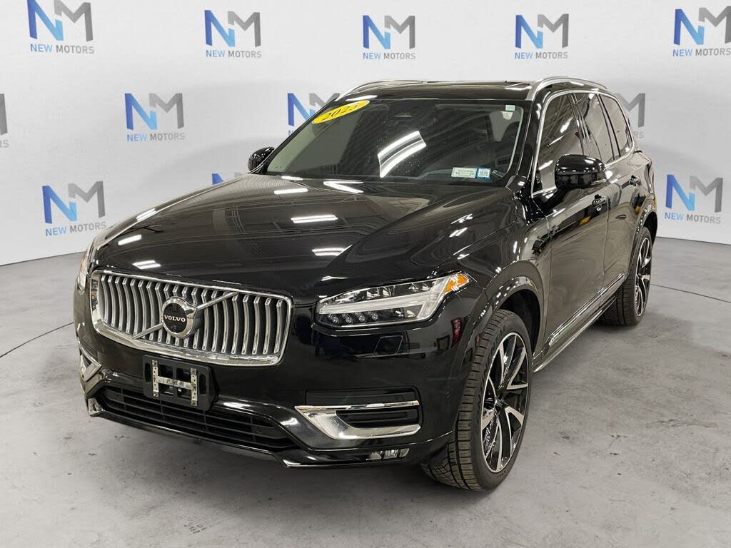 2023 Volvo XC90 B5 Plus Bright Theme AWD