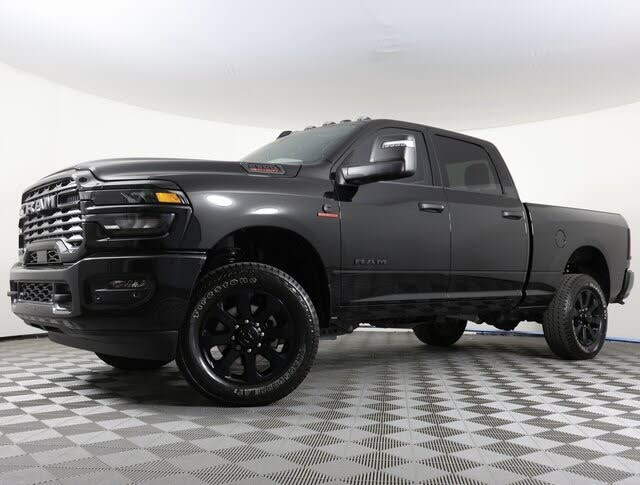 2025 RAM 2500 Big Horn Crew Cab 4WD