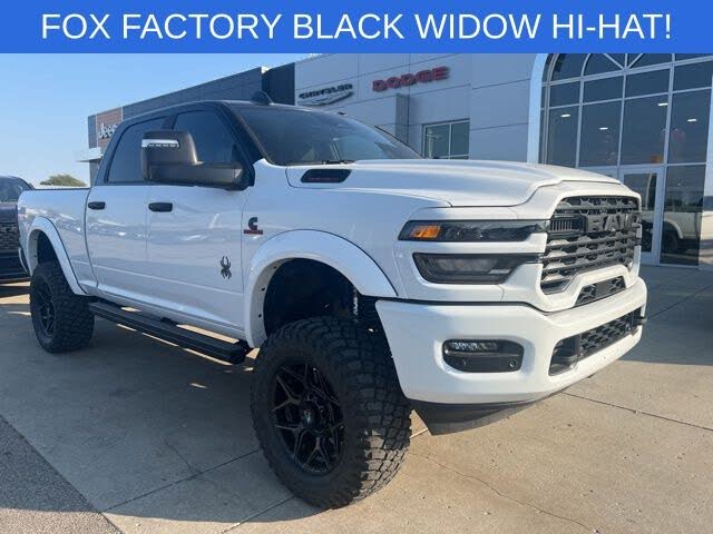 2025 RAM 2500 Big Horn Crew Cab 4WD