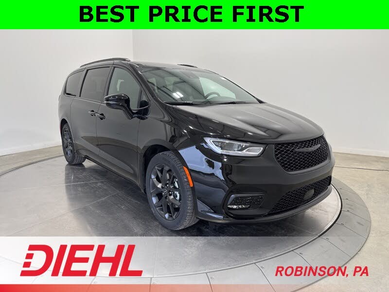 2026 Chrysler Pacifica Select FWD