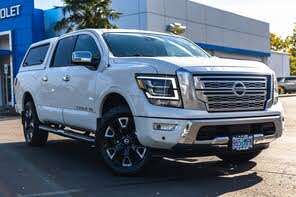 Nissan Titan Platinum Reserve Crew Cab 4WD
