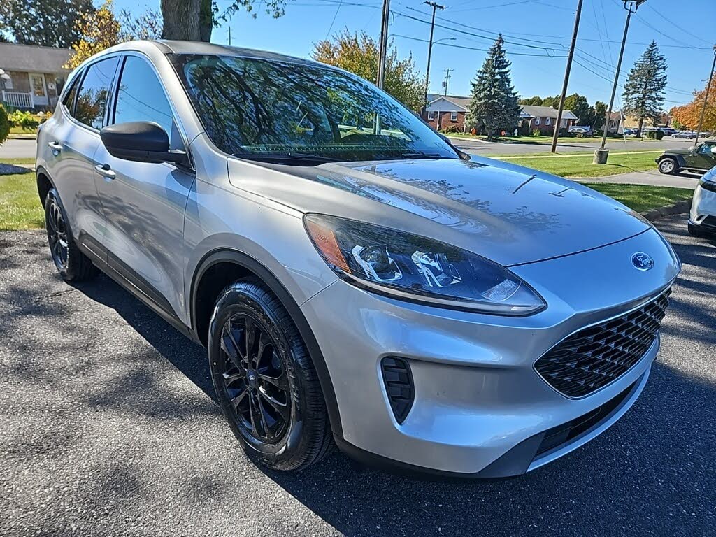 2022 Ford Escape SE FWD
